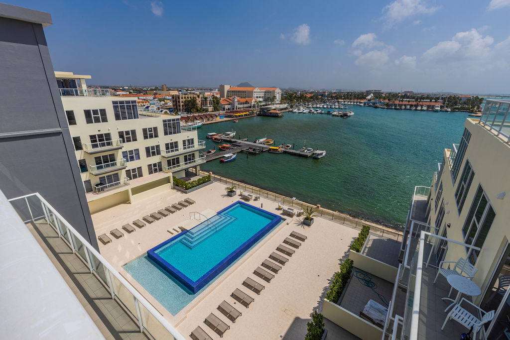 Top Roof View - Studio Apartment 316S